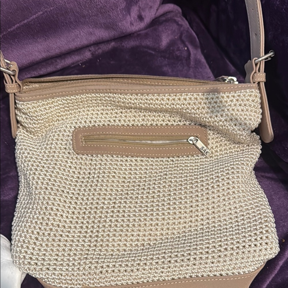 Stylish Beige Knit Shoulder Bag
